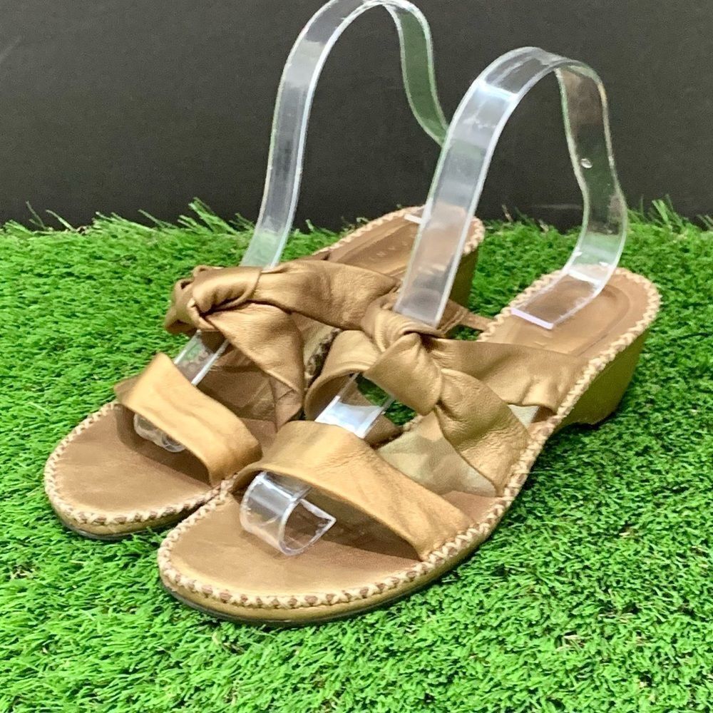 Hispanitas Anthropologie Soft Strap Sandals. 38